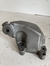 Support moteur Mercedes 320
