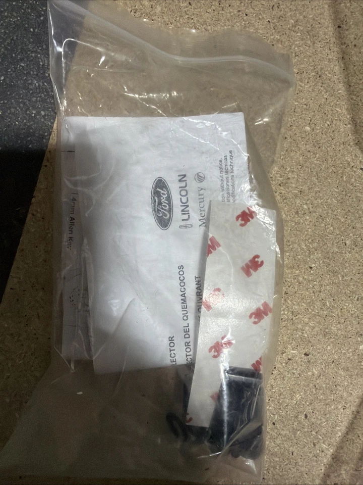 Deflector de viento techo corredizo Lincoln MKS 2009-2016 NUEVO FABRICANTE DE EQUIPOS ORIGINALES Ford 9A5Z-54500A26-A Foto 4 de 4