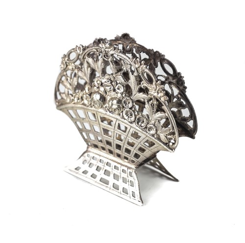 German .800 Silver hand chased repousse Letter Holder Pierced basket c1900 - Picture 2 of 3