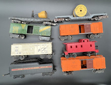 Vintage Lot Of 8 Mixed Different Size Train Cars