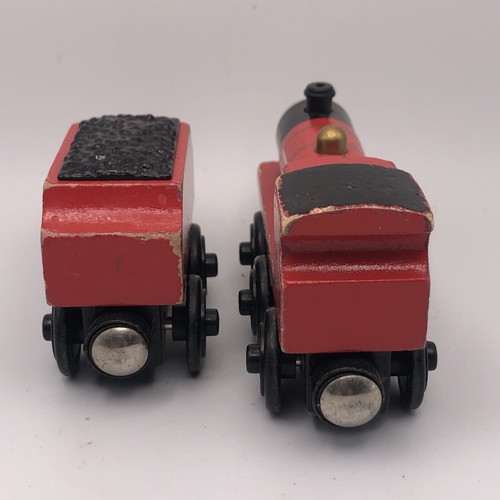Thomas & Friends Wooden Railway Train - James Engine and Tender - Picture 3 of 5