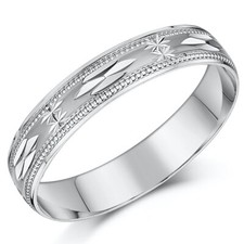 4mm-8mm White Gold 9ct Engraved Star & Leaf 'D' Shaped Wedding Ring Light Weight