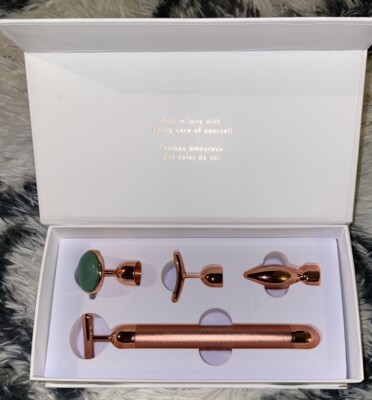 4 in 1 facial beauty bar Monat