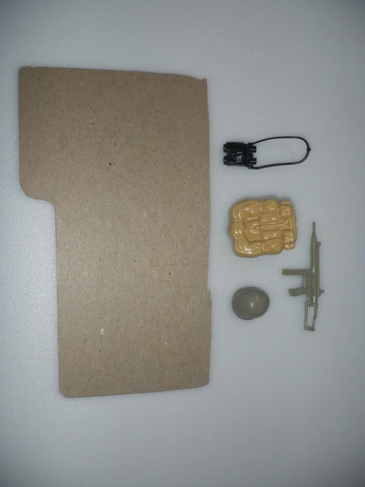 Figura Mail Away Duke v1 1983 G.I. GI Joe 3.75 ARAH *Completo sin pegatina de bandera Foto 2 de 4