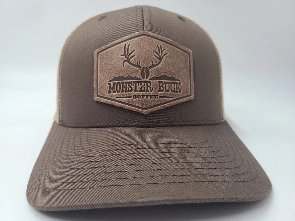 Monster Buck Parche Café Yupoong Malla Camionero Sombrero Gorra Ciervo Caza Hombres Marrón Beige Foto 2 de 4