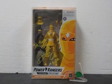 G041 Power Rangers Lightning Collection Mighty Morphin Ninja Yellow new Signed
