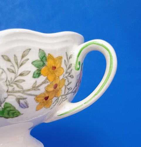 Zuppiera vintage Royal Doulton crema modello Stratford prodotta 1941-62 - Foto 9 di 11