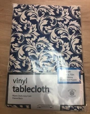New SULTANS LINENS Tablecloth Vinyl Flannel Back 52"x70" Blue Cream Paisley NIP