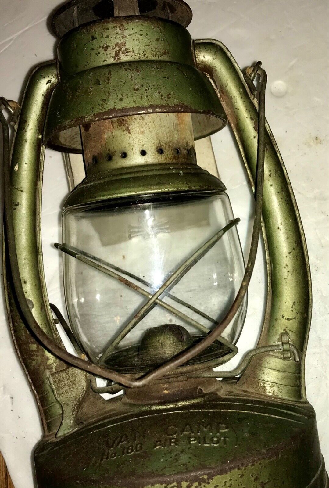 Vintage Van Camp #180 Air Pilot Lantern Missing Fuel Cap