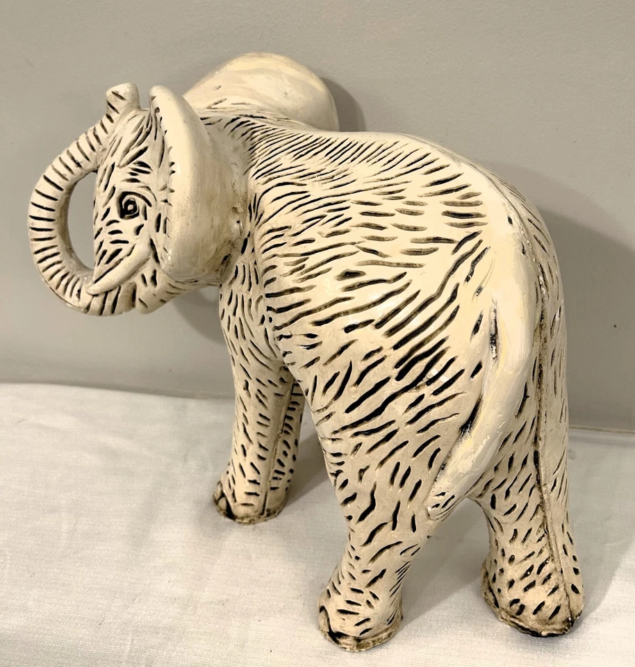 Elefante de arcilla hecho a mano vintage Foto 3 de 4
