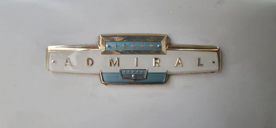 Винтажный холодильник Admiral 56 дюймов T x 28 дюймов W x 24 дюйма D GS00516 - Изображение 3 из 4