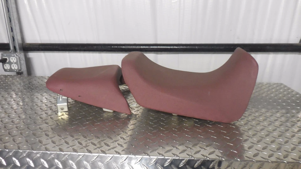 Conjunto asiento Kawasaki Ninja 600 ZX600 85-86 ROJO Foto 4 de 4