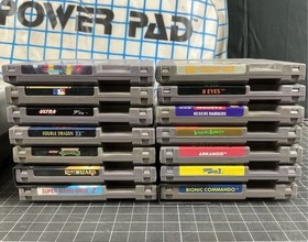 Original Nintendo NES Console Bundle 2 Controllers/Gun/14 Games/Pad - TESTED