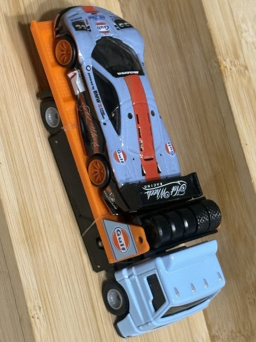 Hot Wheels 1997 McLaren F1 GTR W/ HAULER Loose Premium GULF MINT