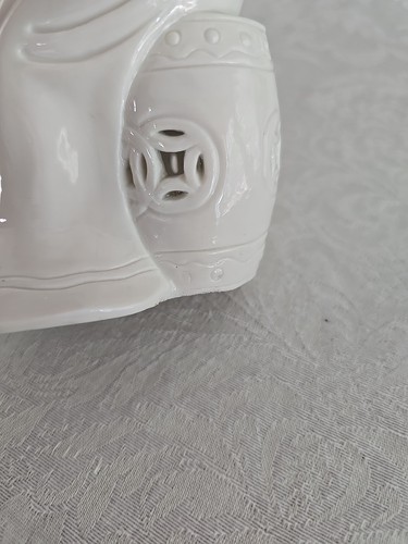 vintage Chinese porcelain lady figurine white porcelain Asian statue Cine De Bl - Picture 9 of 14
