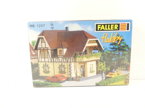 Faller H0 1257 kit villa rural, sin construir, NUEVO en EMBALAJE ORIGINAL #69387 | Condition: Gebraucht