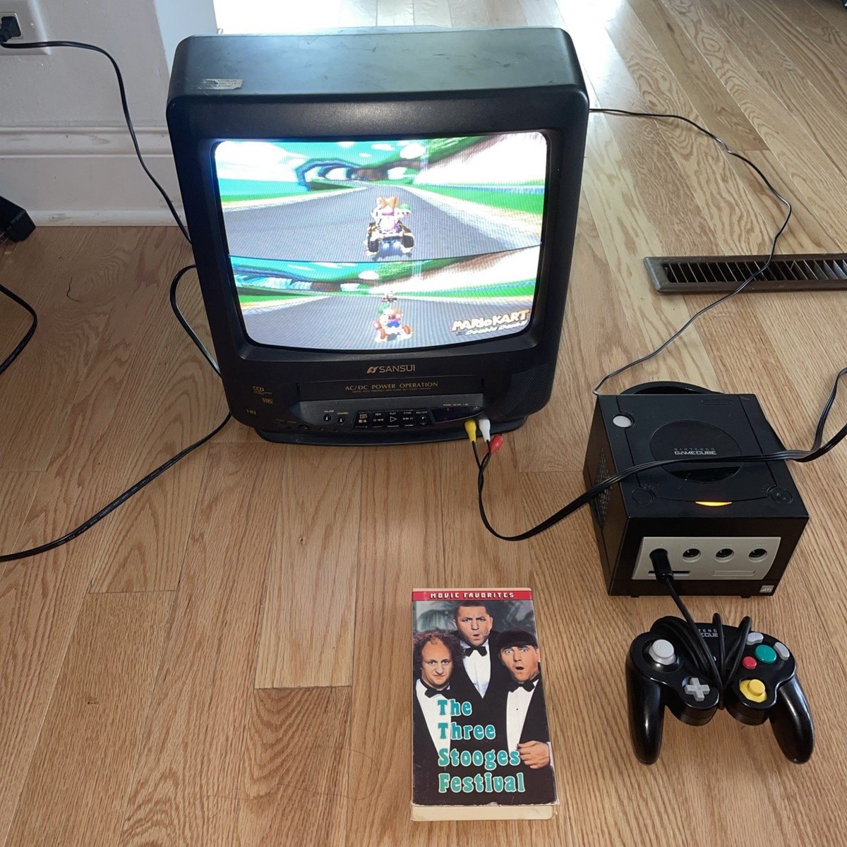 13” Sansui COM311AD CRT TV VCR Combo Tested Retro Gaming Monitor