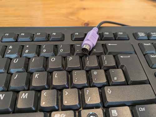 Compaq Keyboard Black Wired PS/2 Numeric Keypad QWERTY UK Standard for Desktop - Picture 3 of 7