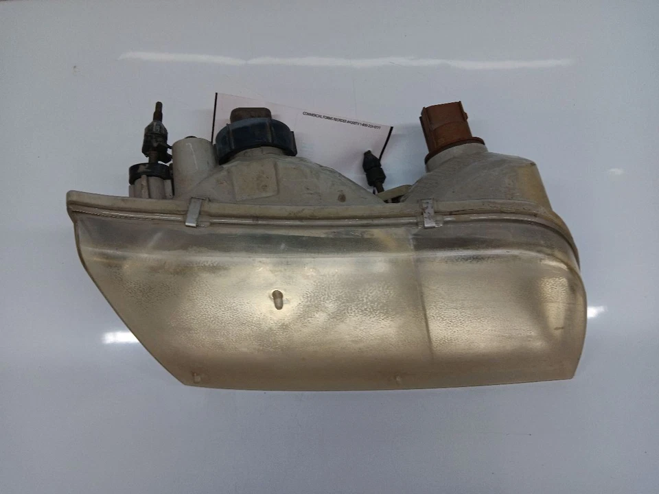 Faro derecho pasajero se adapta 03-11 CROWN VICTORIA 228236 Foto 4 de 4