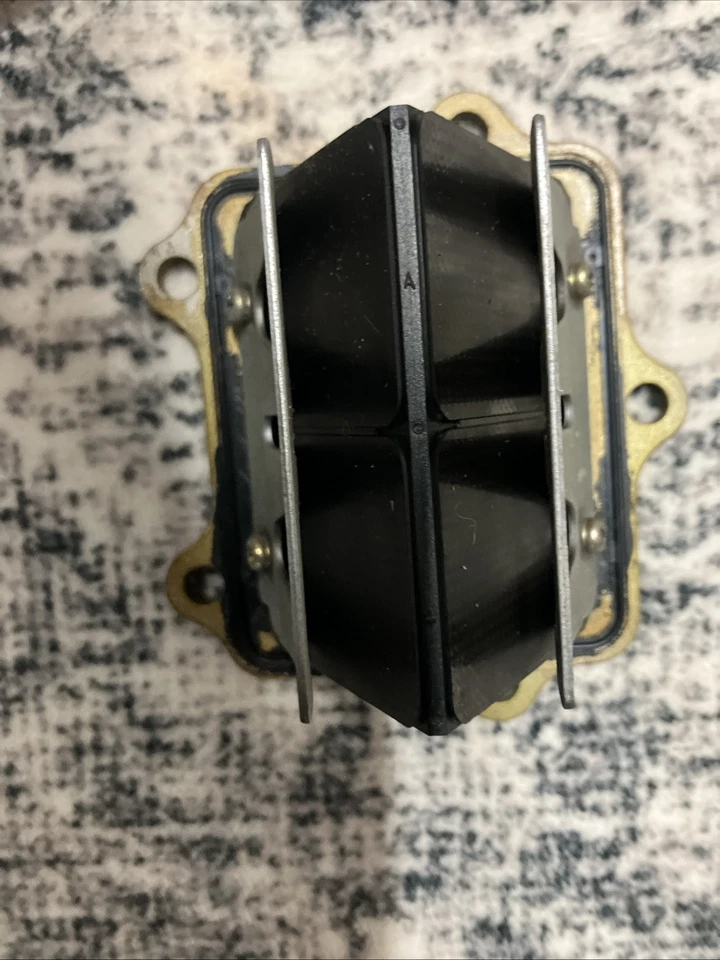 Válvula de caña usada 96–97, 03 RM 250/97–03YZ250 Foto 4 de 4