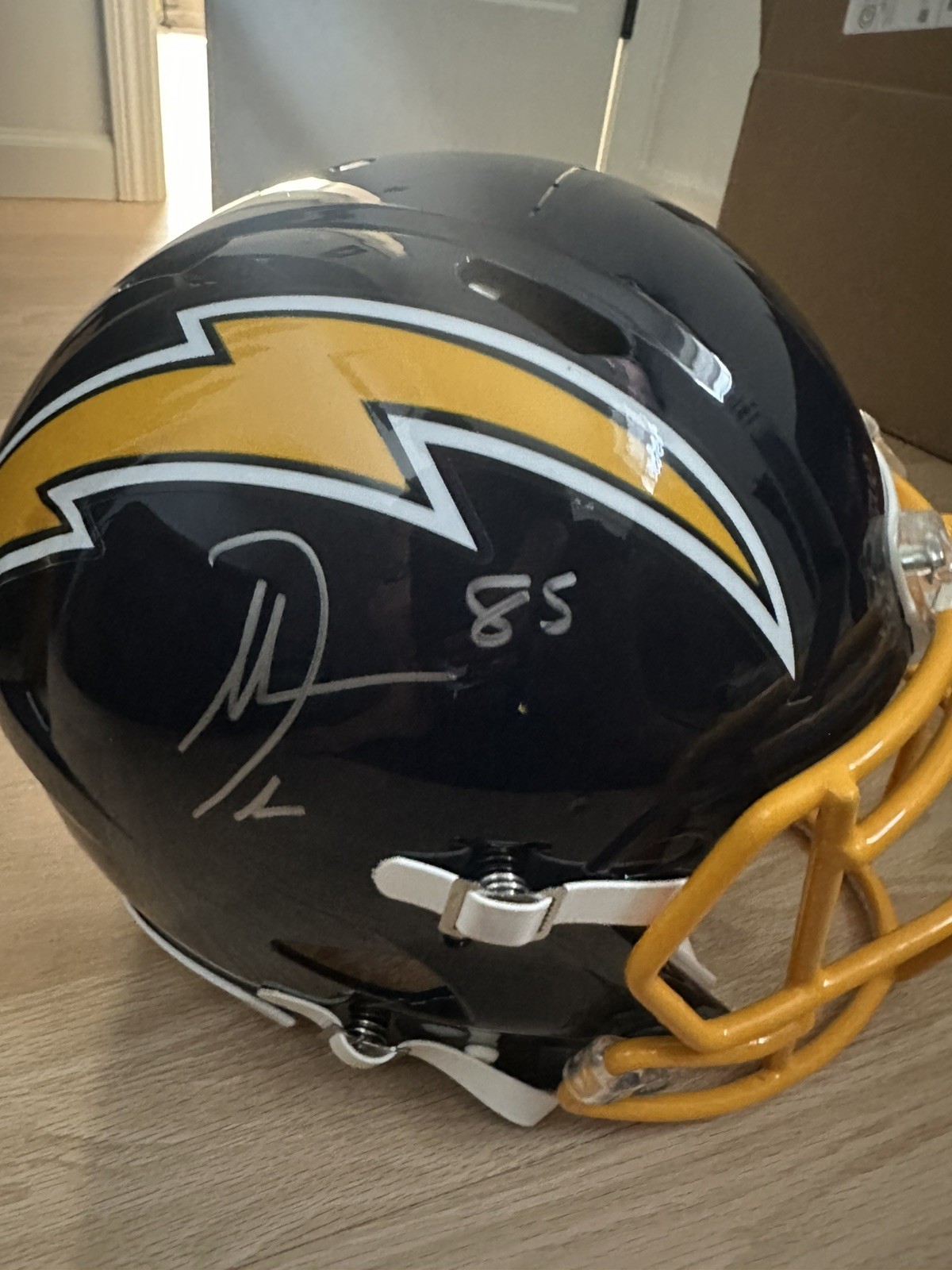 Antonio Gates Autographed Signed San Diego Chargers Chargers Full Size Authentic Helmet Beckett 