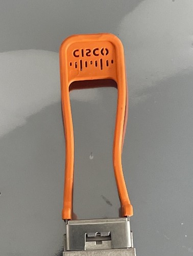 Cisco QSFP-40G-CSR4 40GBase-CSR4 MMF 850nm MPO/MTP QSFP+ Transceiver #M15-72 - Picture 3 of 3