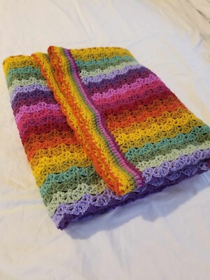 Handarbeit gehäkelt Oma Streifen Decke Überwurf kuschelig Regenbogen Multi 39'' x 49'' B5