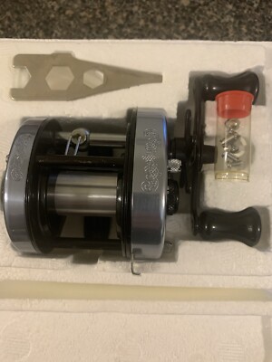 SHAKESPEARE PRESIDENTⅡ 1981 Vintage Shakespeare President II 1981 Fishing Reel