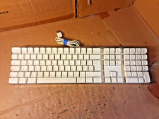 Apple A1048 Wired Keyboard GENUINE WHITE | With NUMPAD | UK QWERTY Layout