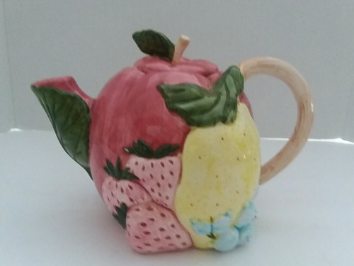 Adorable APPLE & Fruit Theme Teapot Lemon Grapes Strawberry Handpainted - Picture 6 of 6
