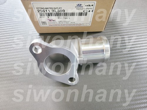 Water Outlet Fitting For Hyundai Palisade 19-23 Azera IG 3.3L 17-19 256113L300 - Picture 3 of 3