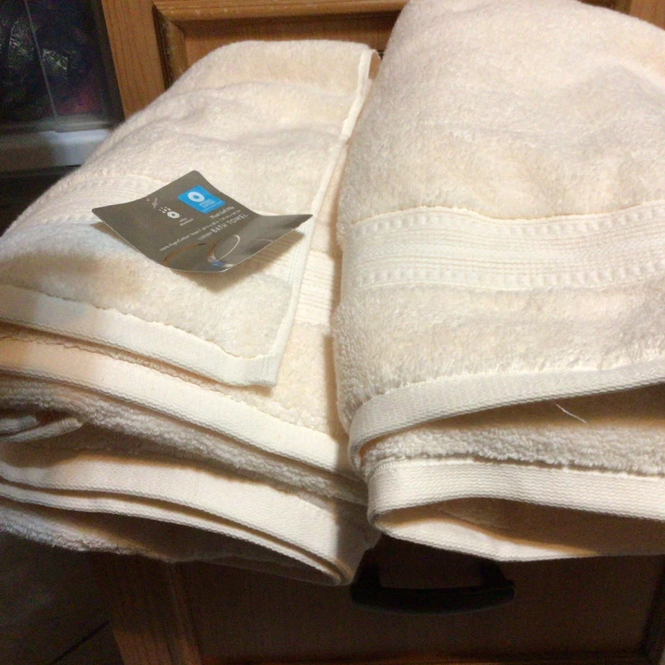 Charisma Luxo Toalha de Banho Macia Hygro 100% Algodão Marfim Conjunto de 2 Peças 30x58 NOVO - Imagem 4 de 4