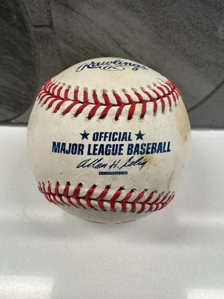 Mark Loretta Signed Game Used MLB Baseball #8 – Bud Selig OMB Ball - Image 2 of 4