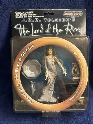 Galadriel, An Elven Queen 2000 Lord of the Rings Middle Earth Toys ME032