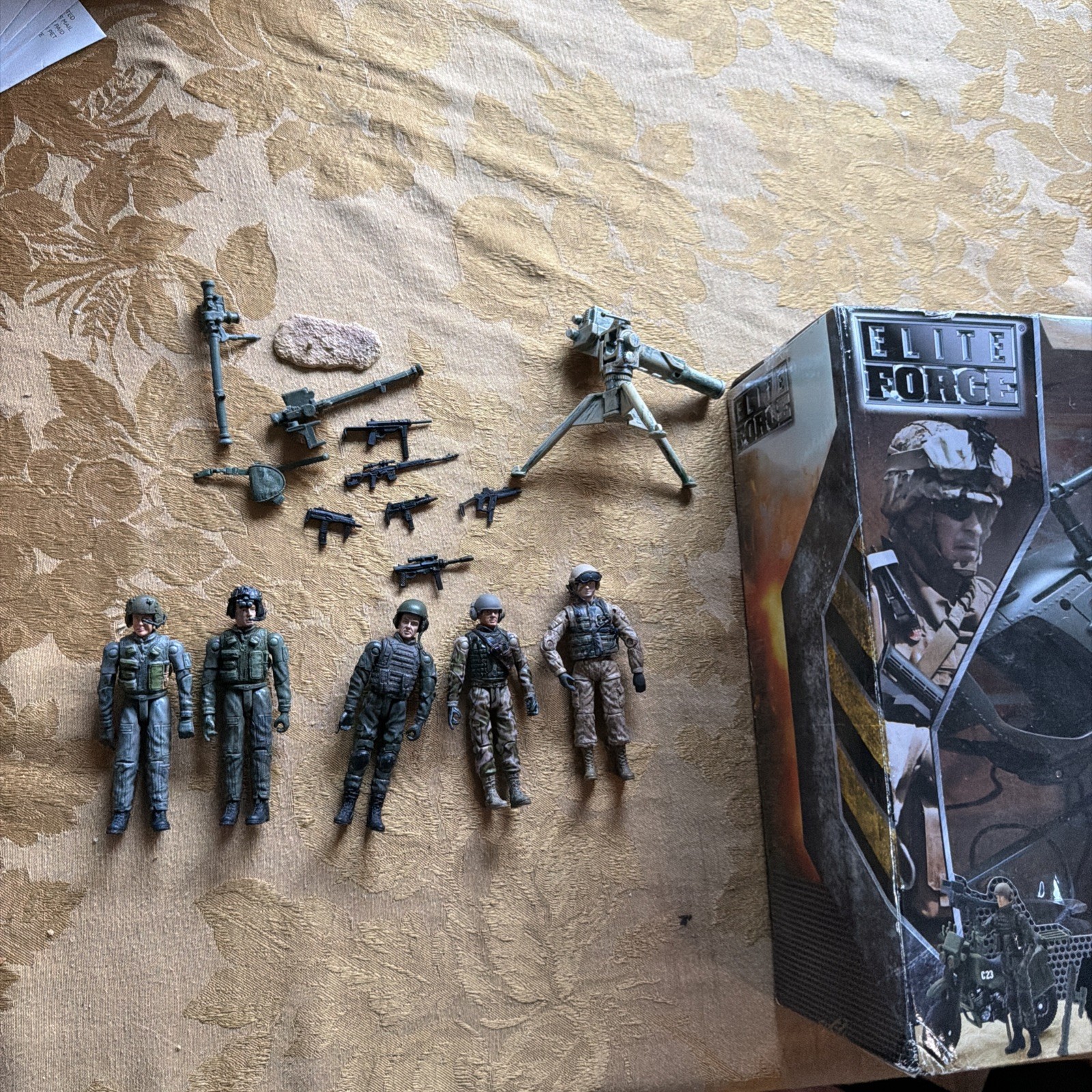 S Lot Of 6 With Vehicles