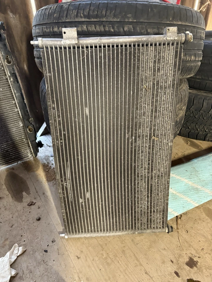 交流电空调冷凝器适用于带接收器干燥器适用于本田思域 2003 2004 2005 年原始设备制造商二手! — 第 3/4 张图片