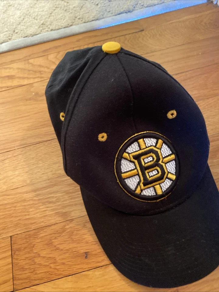 Bruins Official Team Hat Zephyr Black Yellow Logo  Fit L XL 27 - Image 3 of 4
