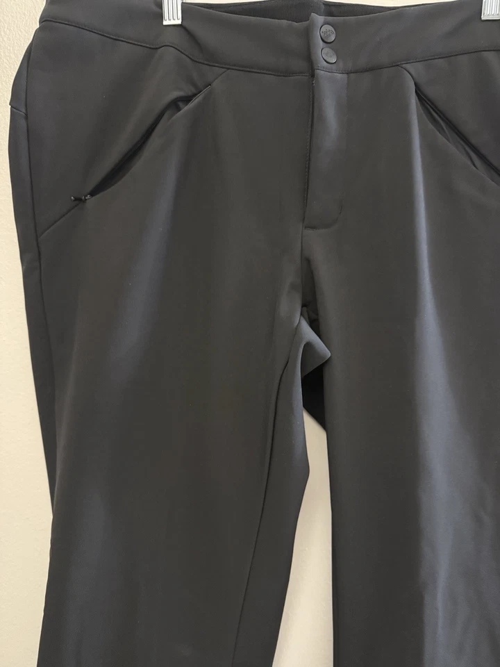 Pantalones para mujer The North Face XL negros cortavientos esquí snowboard forrados de vellón Foto 2 de 4