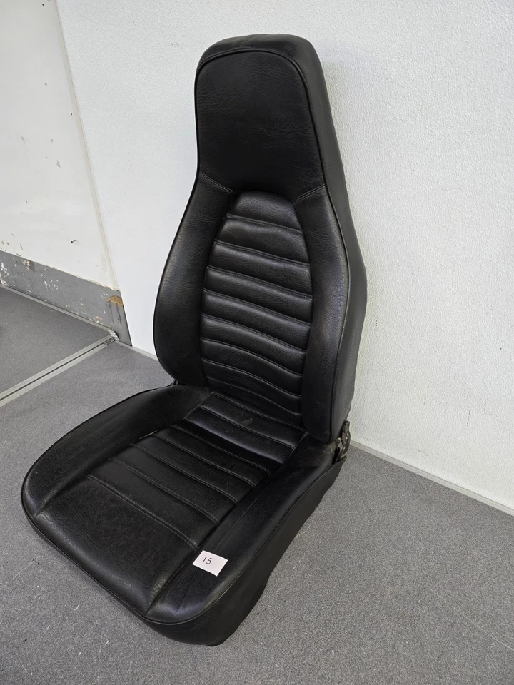 NICE USED ORIGINAL RECARO PORSCHE 911 912E BLACK VINYL PASSENGER BUCKET SEAT #15 — 第 3/4 张图片