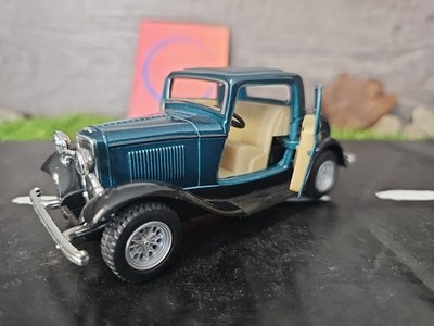 Kinsmart 1932 Ford 3 Window Coupe Green 1:32 Scale Diecast Pullback Car NO BOX