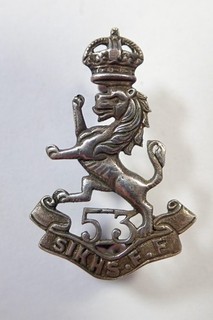 India: 53rd Sikhs Fighting Force original WW1 Officers Cap Badge