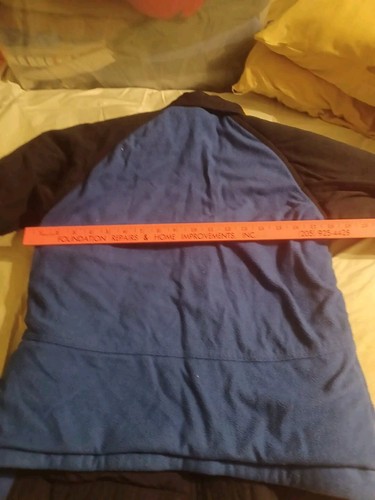 Nike Reversible Youth Size Medium 10/12 Puffer Jacket 381591-060 Blue/Black Coat - Picture 8 of 9