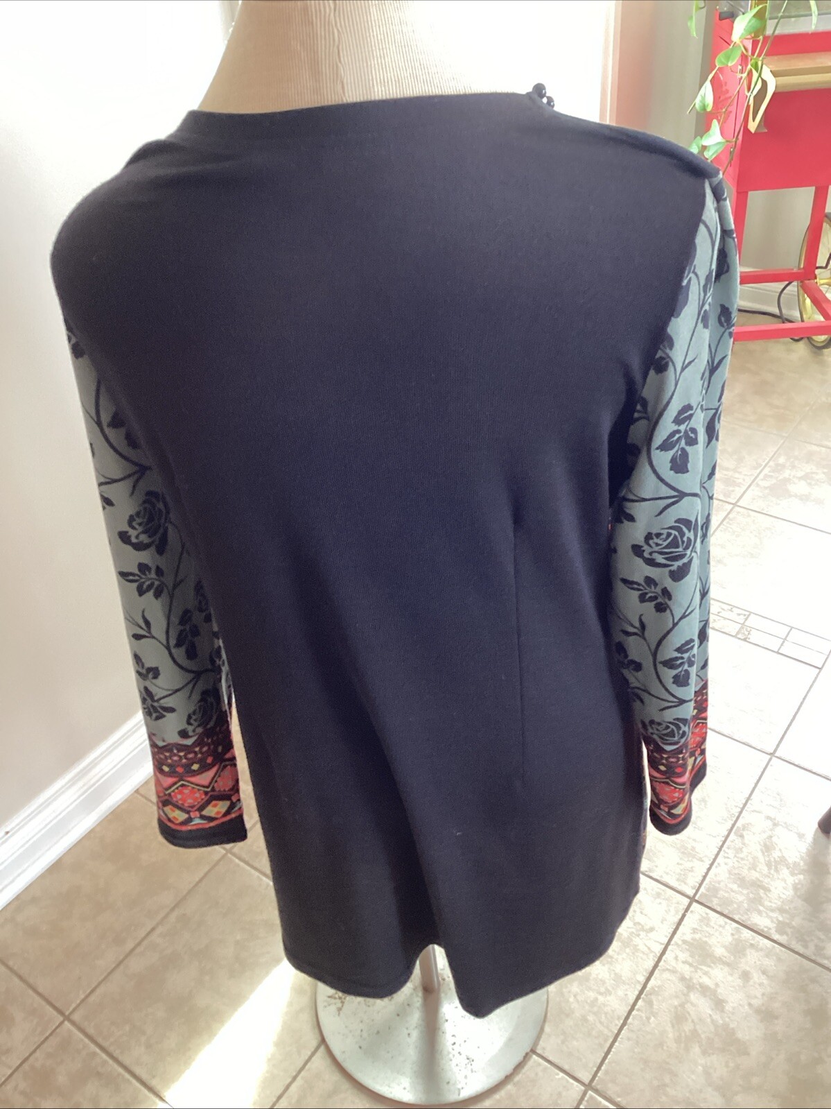 NorthStyle Poly Blend Long SleeveEmbellished  Boh… - image 10