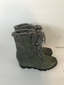 sorel wedge boots green