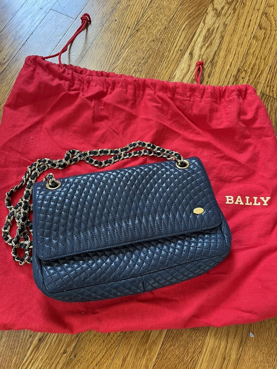 Aggregate more than 156 bally quilted chain bag latest kidsdream.edu.vn