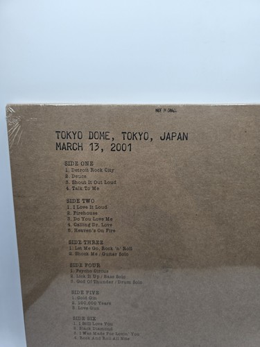 KISS LP x 3 Box Set Off The Soundboard Tokyo 2001 CLEAR & BONE COLOURED Vinyl - Picture 8 of 12