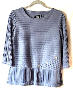 GENTLY WORN Onque Casual Dusty Blue Ribbed Blouse Top w/3 Buttons - PS