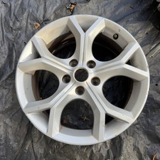 GENUINE NISSAN JUKE 19 - 25 F16 17