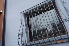 Fenstergitter  Sicherheitsgitter  Schmiedegitter  Einbruchsschutz  Gitter