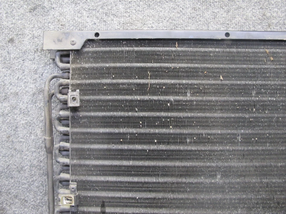 96-02 BMW E36/7 Z3 A/C AIR CONDITIONING CONDENSER 8398181 OEM - Image 4 of 4